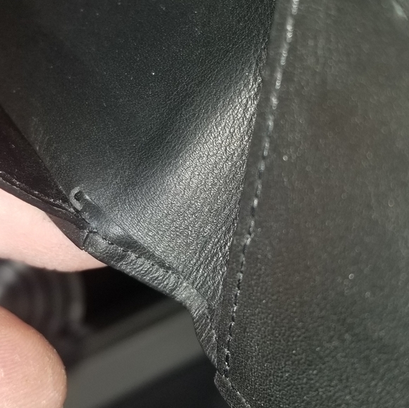 Louis Vuitton Damier Infini Wallet - Picture 2 of 5